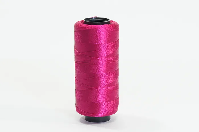 Нитки віскоза №120D/2 500 м Royal, фуксія темна