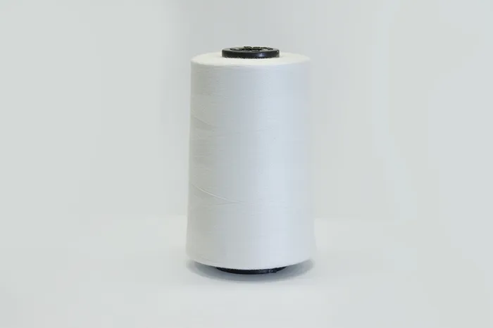 Нитки ПЕ №40/2 5000 м Barva, молочний світлий, 1030