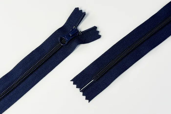 Блискавка YKK, T5 18 см, синій темний
