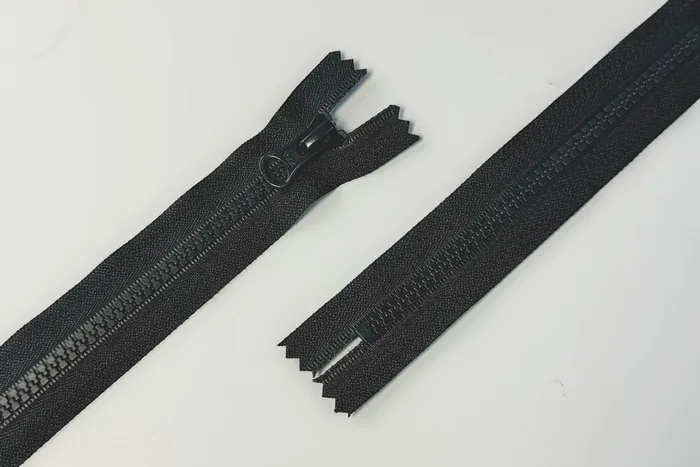 Блискавка YKK, T5 трактор 18 см, сірий темний