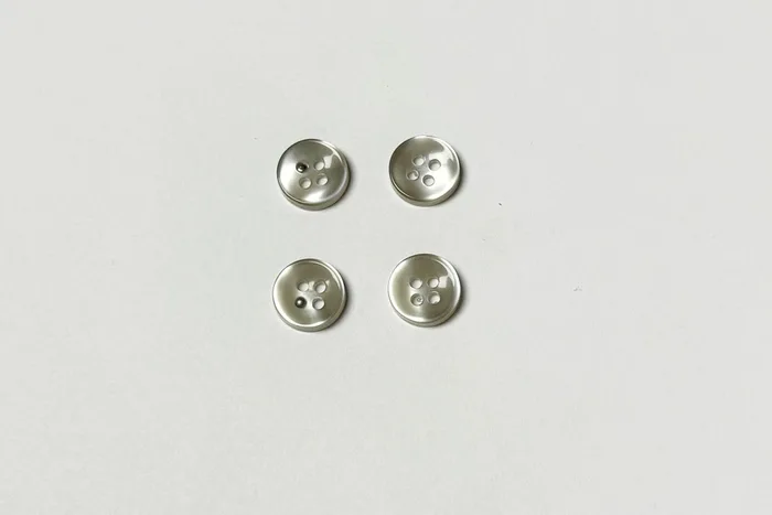 Гудзик 11.5 мм Mertbutton, полиновий світлий, 3407-18-9585