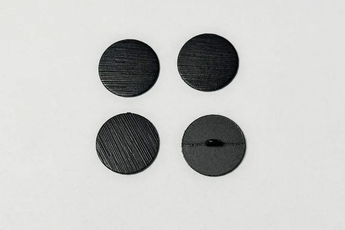 Гудзик металевий 23 мм Mertbutton, чорний, UTS-61-36-black