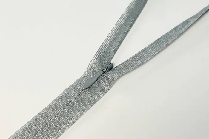 Блискавка YKK, T3 20 см, сірий світлий