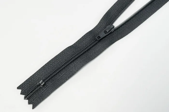 Блискавка YKK, T3 50 см, сірий темний