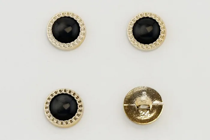 Гудзик 15 мм Mertbutton, чорний, KM-16-01-24-000/gold