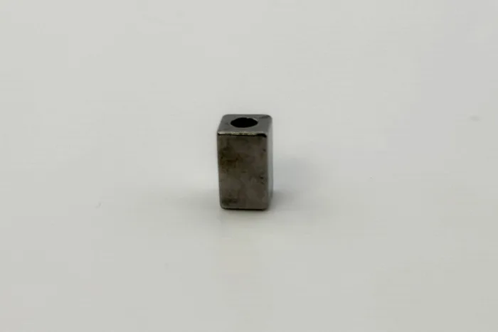 Наконечник для шнура металевий, 7 x 12 мм Mertbutton, нікель чорний, MSB-08-b.nik