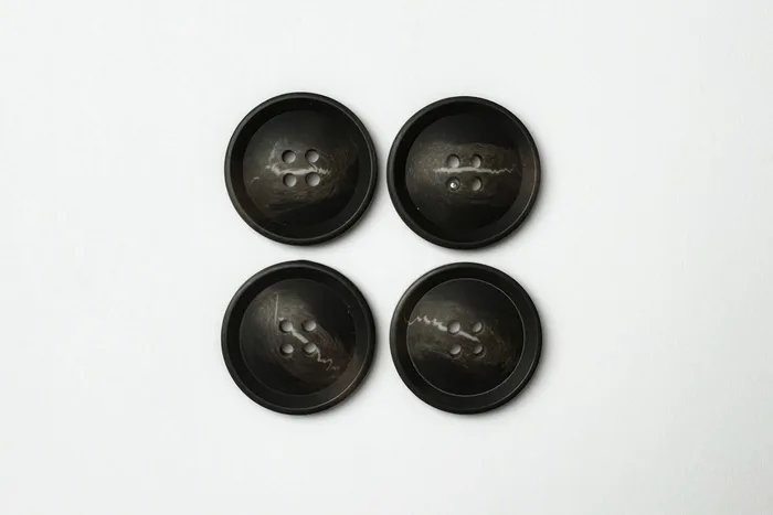 Гудзик 28 мм Mertbutton, коричневий темний, 3207-44-1043