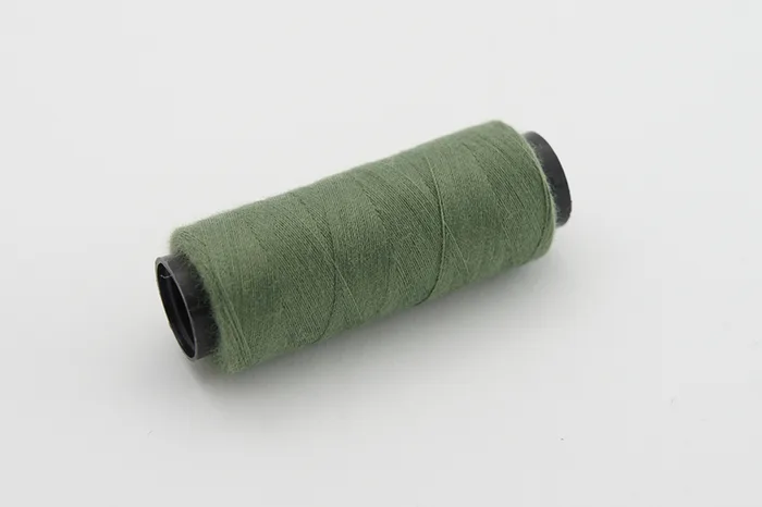 Нитки ПЕ №40/2 250 м Barva, полиновий світлий, 4061