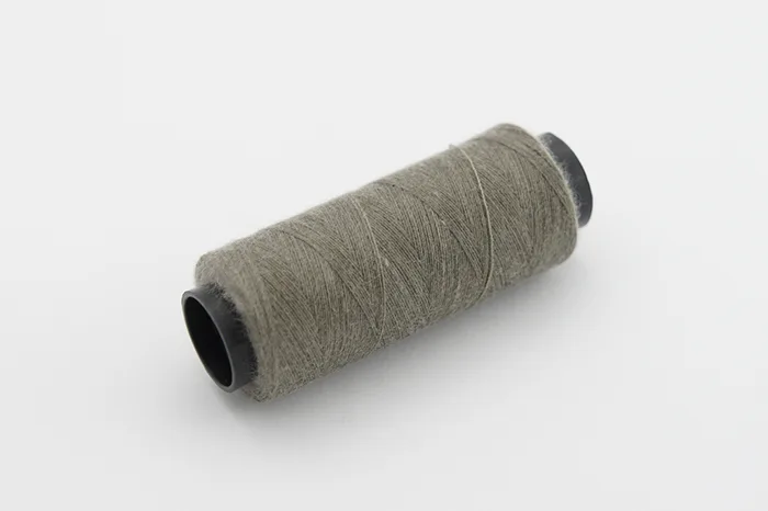 Нитки ПЕ №40/2 250 м Barva, сірий натуральний, 5040