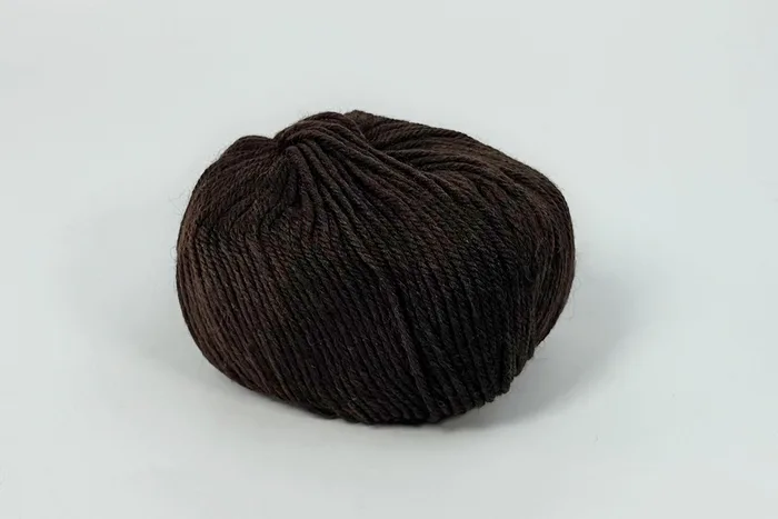 Пряжа Кашемірова 50гр/90м, коричневий, 2528