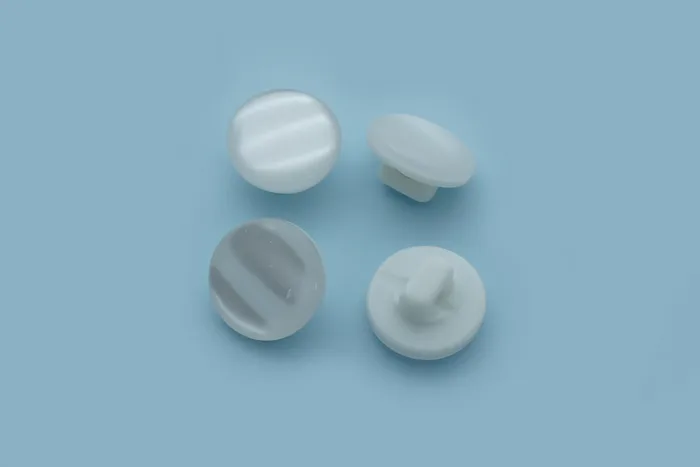 Гудзик 12 мм Mertbutton, чорний, 40231-20-000