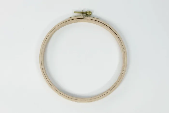 Пяльця 7,7" дерев'яний 19.5 мм MH