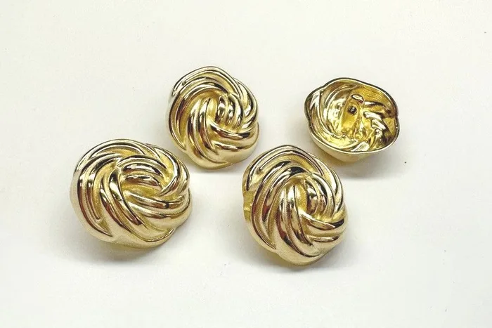 Гудзик металевий 15 мм Mertbutton, золото, SMB-422-23-gold