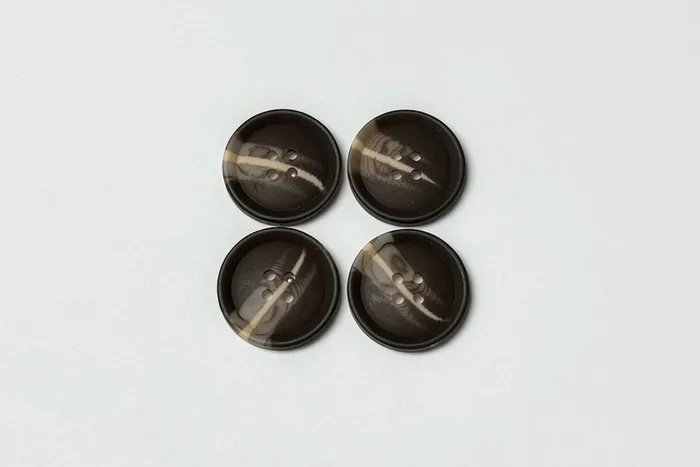 Гудзик 25 мм ПЕ Mertbutton класичний, шоколадний, 4 отвори