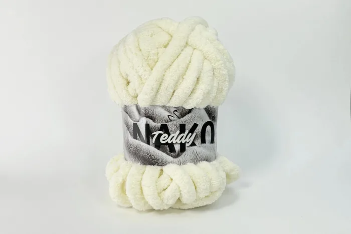 Пряжа Teddy 200гр/22м NAKO, молочний, 14227