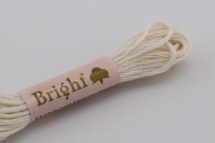 Нитки муліне 8 м Bright, екрю, 0104