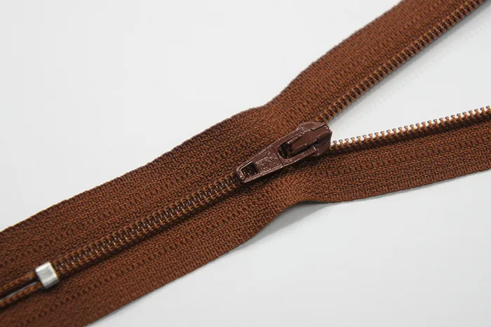 Блискавка YKK, T3 18 см, коричневий