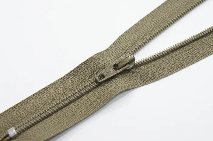 Блискавка YKK, T3 18 см, хакі