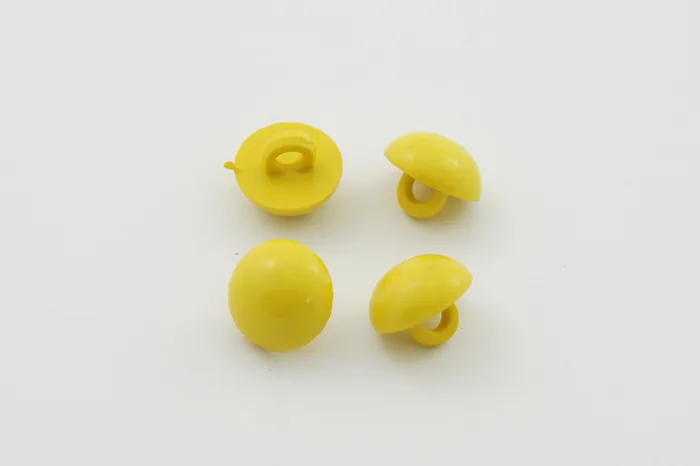 Гудзик 10 мм Mertbutton, жовтий, ВР-329-16-1369