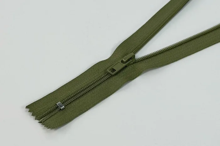 Блискавка T5 20 см MH, хакі