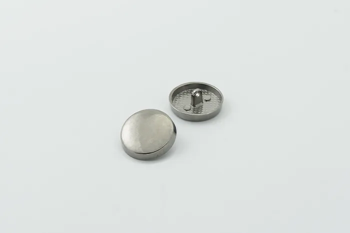 Гудзик 23 мм Mertbutton, нікель чорний, MTL-75-36-b.nik