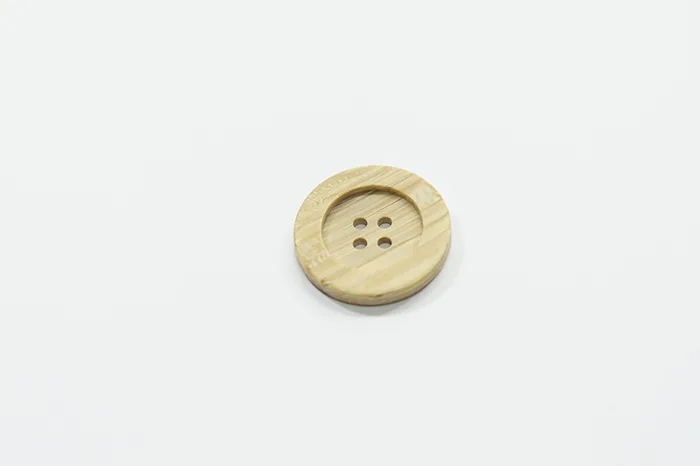 Гудзик 25 мм Mertbutton, дерево світле, WEB-01-40-trlt