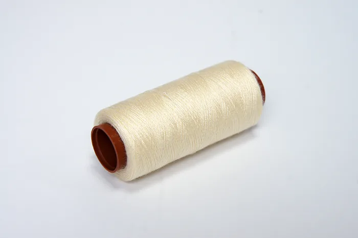 Нитки армовані №45/2 300 м Barva, молочний яскравий, 1011