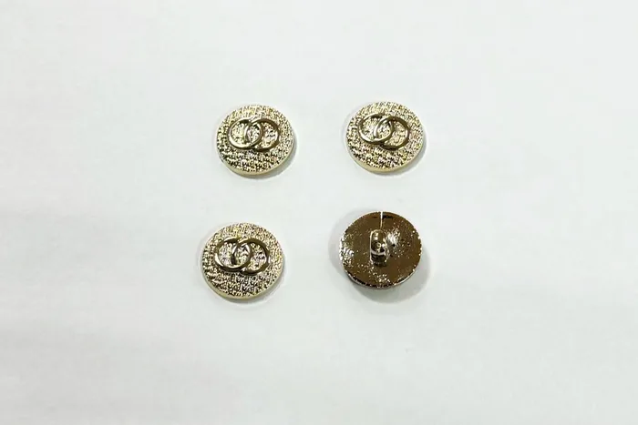 Гудзик 17 мм Mertbutton, BR-655-28-gold