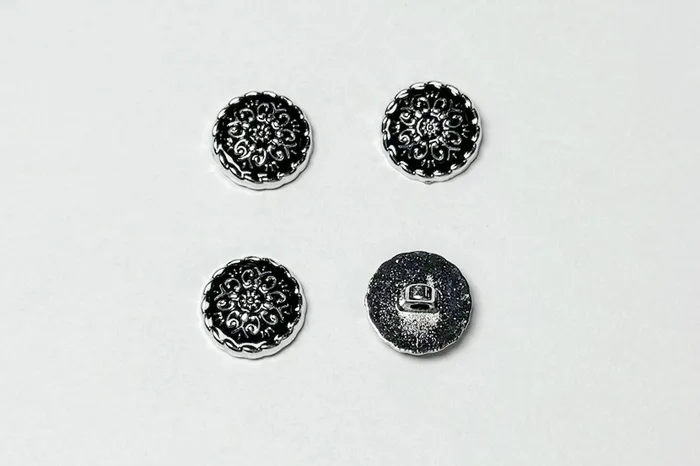 Гудзик 17 мм Mertbutton, чорний, BR-652-28-000/silver