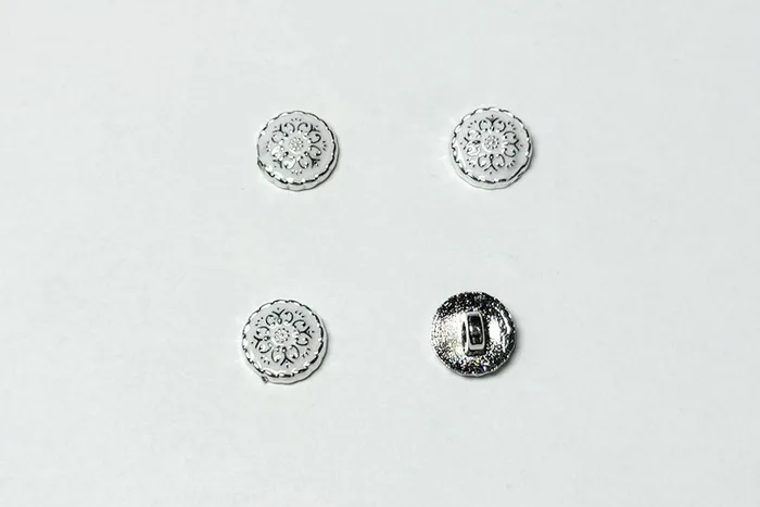 Гудзик 12 мм Mertbutton, білий, BR-652-20-999/silver