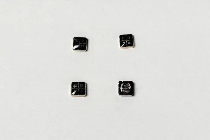 Гудзик 11.5 мм Mertbutton, золото, HD-476-18-0000/gold