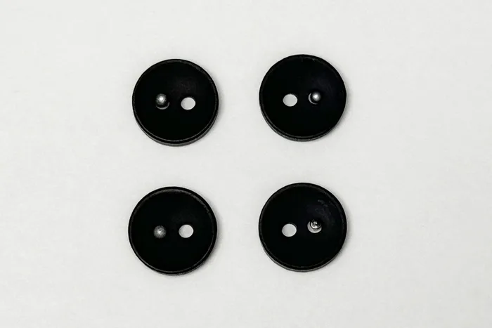 Гудзик 11.5 мм Mertbutton, чорний, AVR-2-18-0000