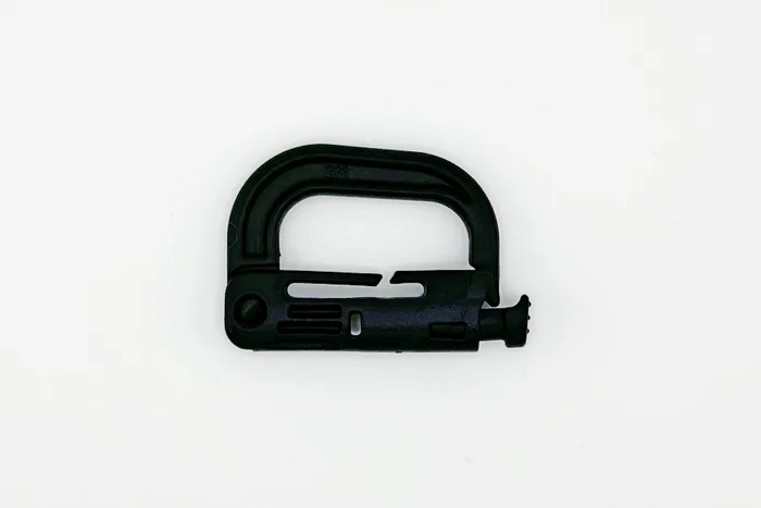 Карабін MASSLOCK 25 мм ацеталь Castiglioni, чорний