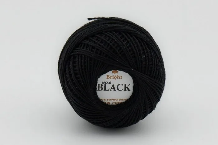 Нитки Ірис 10гр/80м Bright, чорний, black