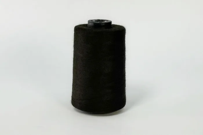 Нитки армовані ПЕ №45/2 3000 м Barva, коричневий темний, 7079
