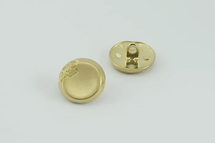 Гудзик металевий 18 мм Mertbutton, золото, АДС-542-28-gold