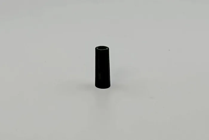 Наконечник для шнура металевий, 8 x 21 мм Mertbutton, чорний, MSB-11-black